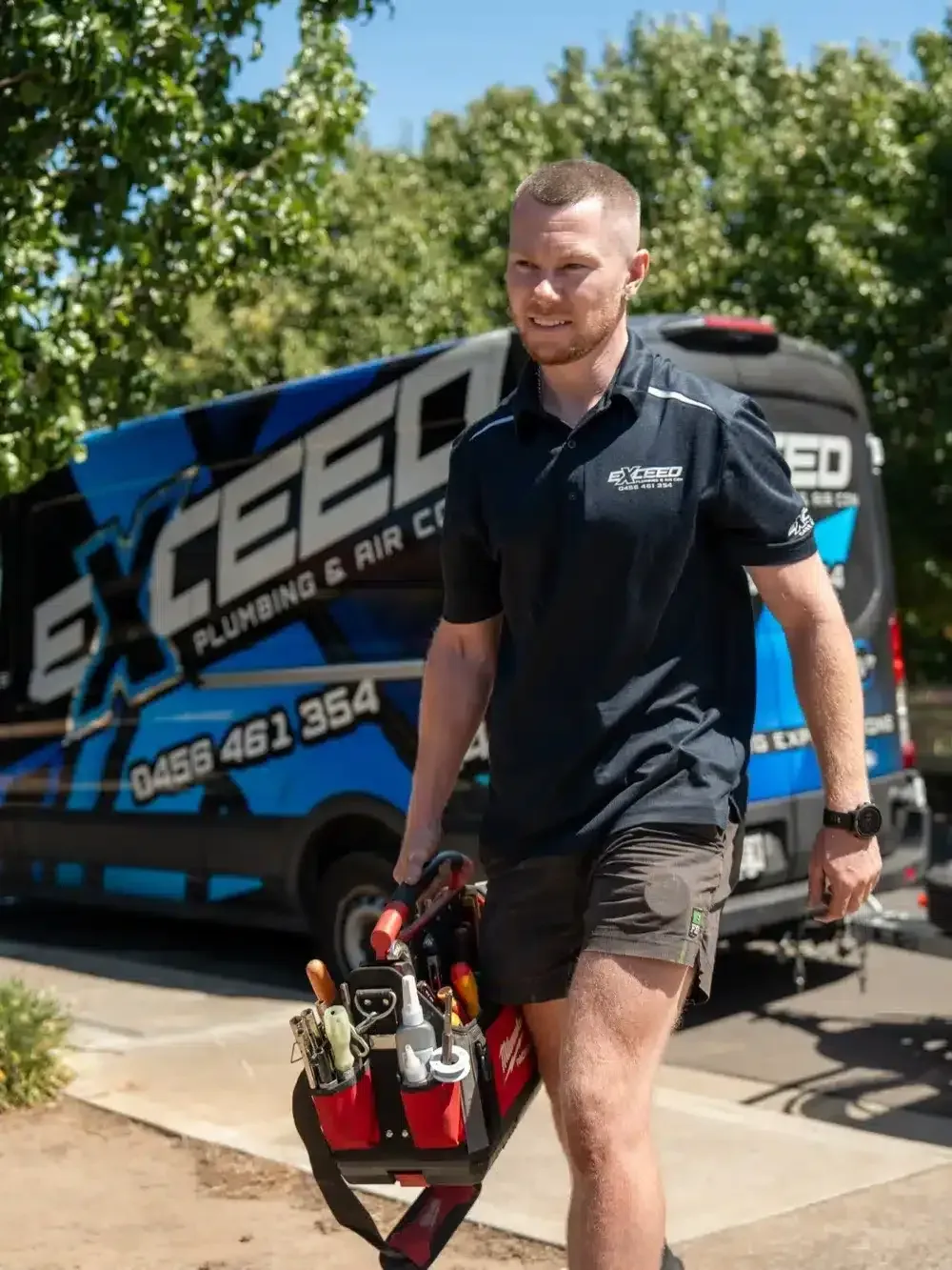 Local plumber arriving at a Redwood Park home
